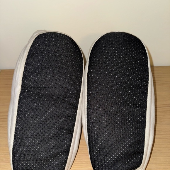 Unicorn Plush Slippers - White - Picture 6 of 7